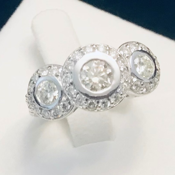 14K White Gold  1.80 ctw Genuine Diamond Three Stone Ring - Picture 7 of 13